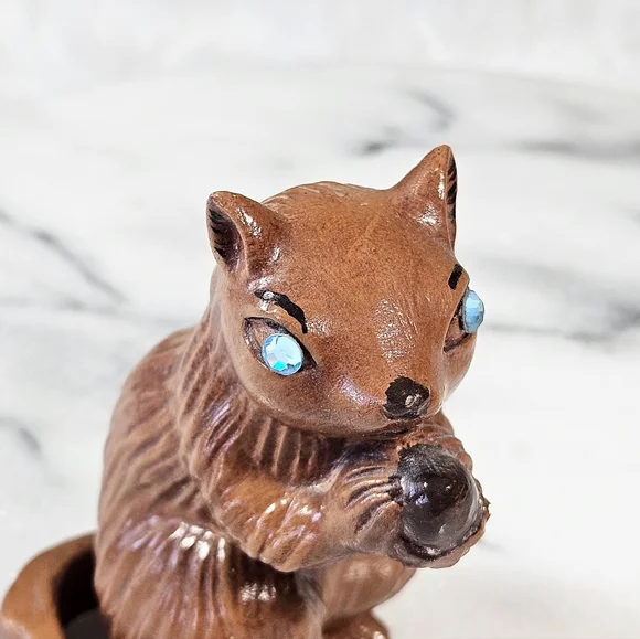 Vintage Art Studio Squirrel Figurine With Rhinestone Eyes Retro - Picture 5 of 9